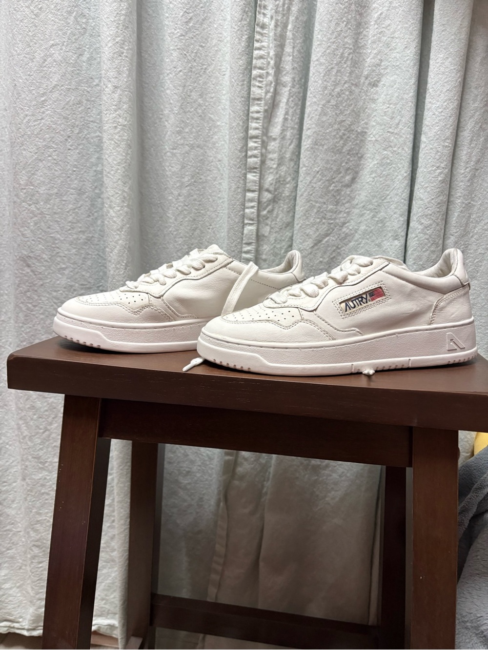 Autry Women’s White Low-Top Sneakers